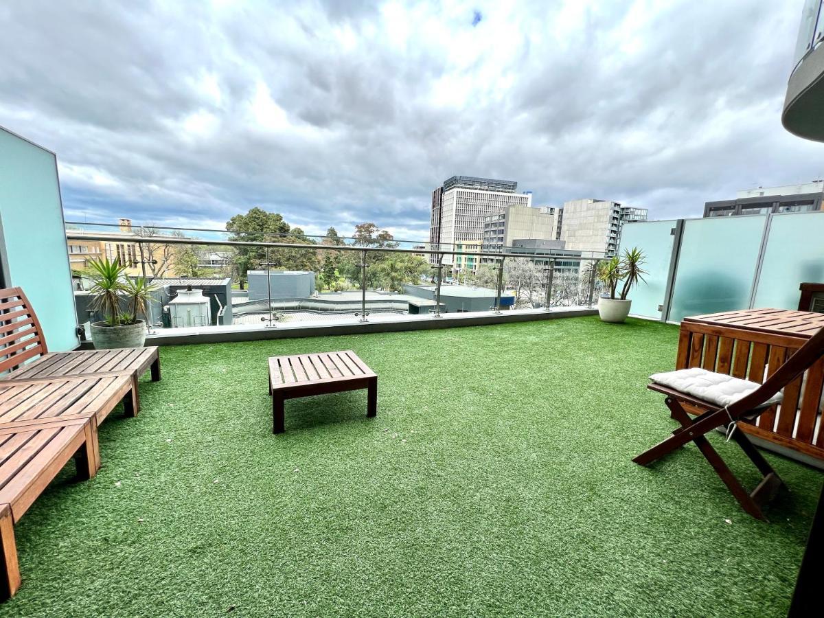 Readyset Apartments At Emerald Melburne Exterior foto