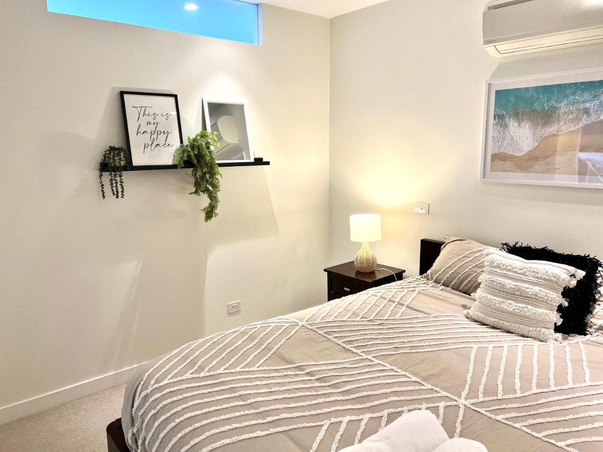 Readyset Apartments At Emerald Melburne Exterior foto
