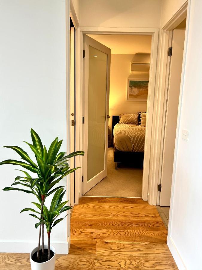 Readyset Apartments At Emerald Melburne Exterior foto
