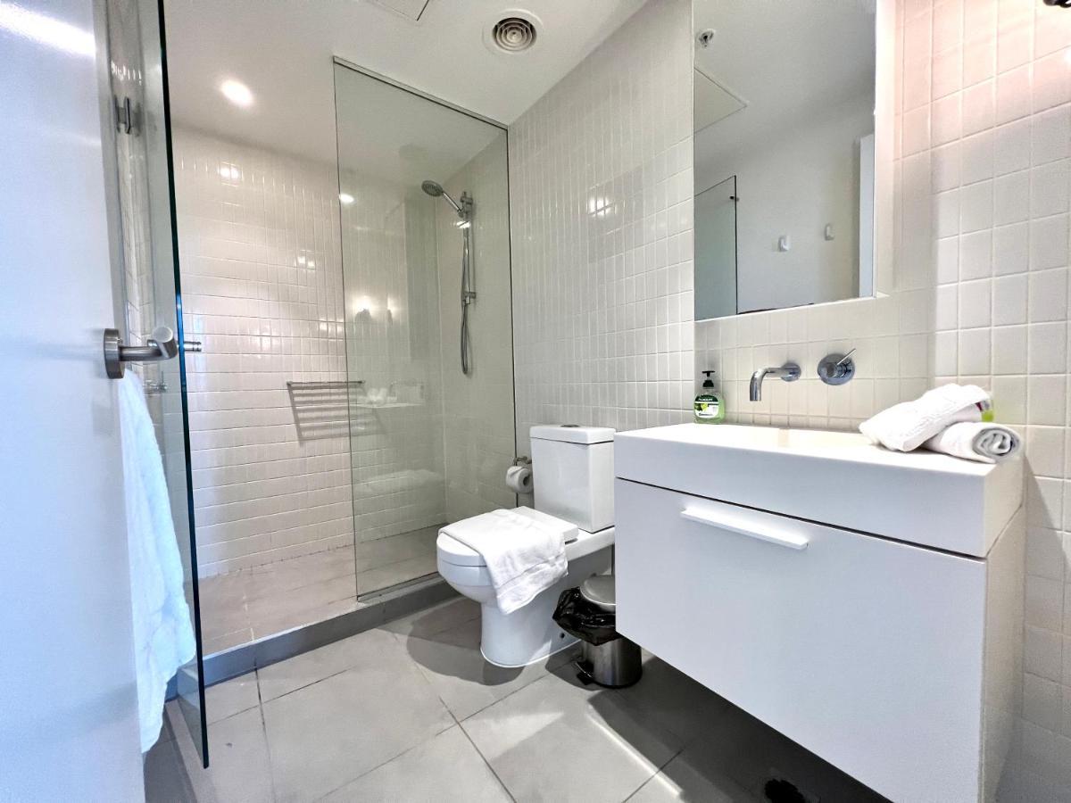 Readyset Apartments At Emerald Melburne Exterior foto